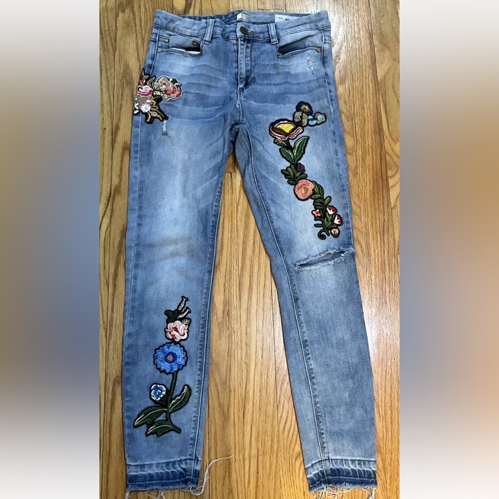 Ban Jara Jeans Womens Floral Patched Skinny Leg Distressed Denim Size 29